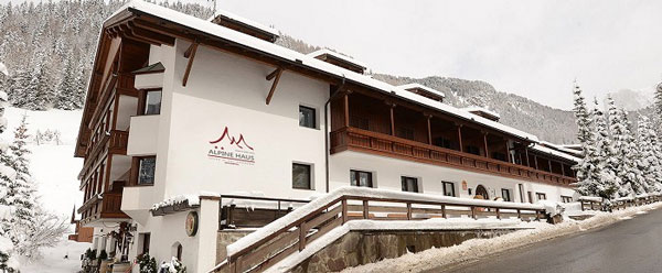 Alpin Haus Smart & Family Hotel - Casa Alpina Strada Plan 45, Selva Val Gardena (BZ)