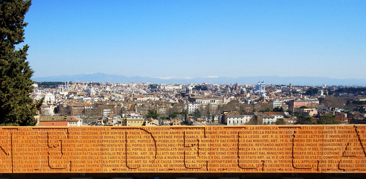 Il Muro che costituisce il Memoriale della costituzione della Repubblica romana al Gianicolo a Roma