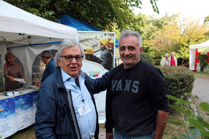 A destra il presidente dell'Associazione Culturale Magna Grecia, Stefano Scuncia