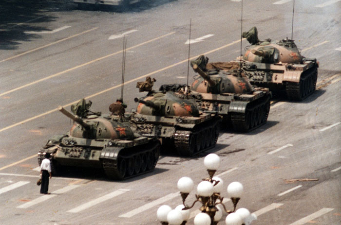 Il Rivoltoso Sconosciuto in Piazza Tiananmen a Pechino