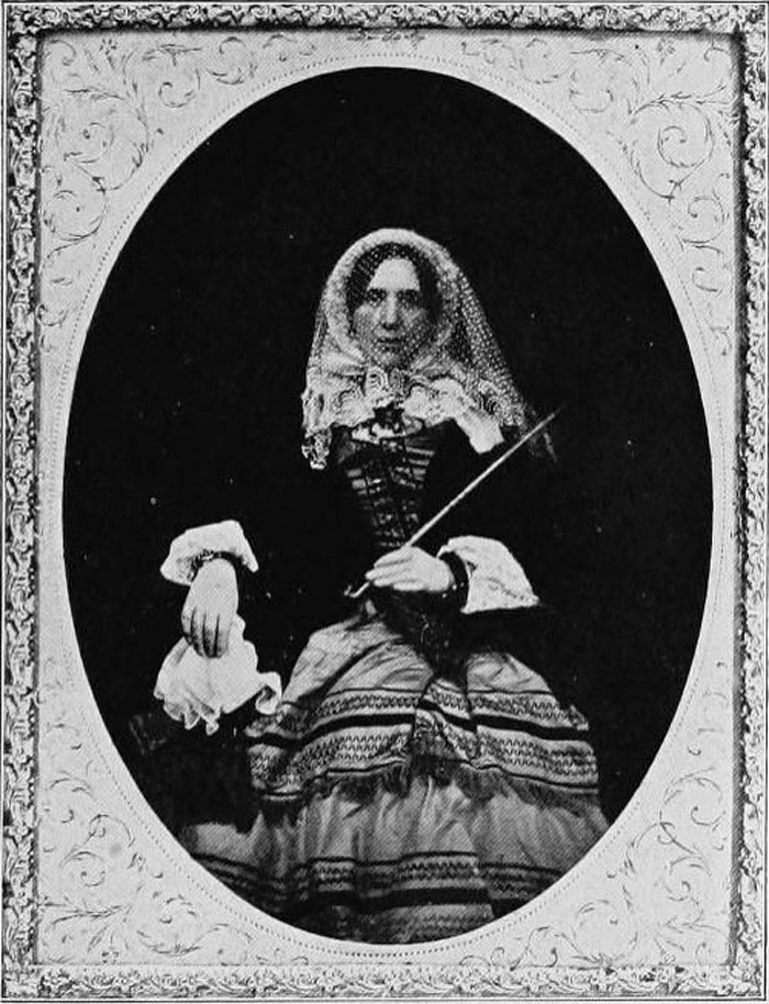 Jane Francesca Agnes Elgee, anche nota come Jane Francesca Agnes, Lady Wilde, nata a Wexford il 27 dicembre 1821, morta a Londra il 3 febbraio 1896, poetessa e scrittrice irlandese