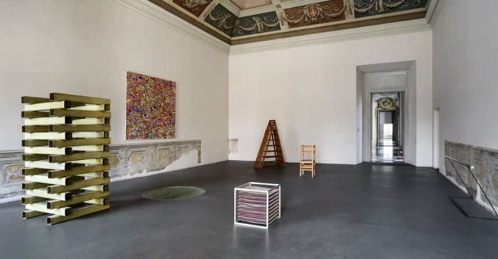 Tutto, di Alighiero Boetti, arazzo nella collezione del Castello di Rivoli Museo d'Arte Contemporanea