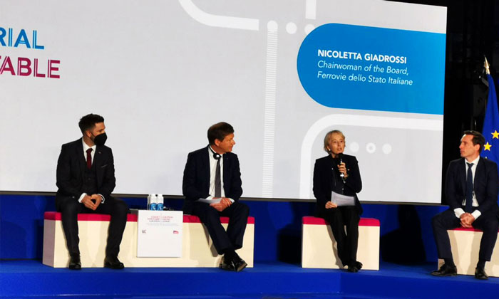 Alla presentazione, la Presidente di FS Nicoletta Giadrossi con un intervento sul futuro del trasporto in Europa