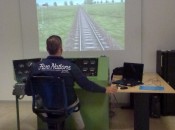 Umberto Ingenito e il simulatore di guida su locomotiva elettrica 656